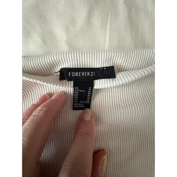 Forever 21 Women Size Small Ribbed Long Sleeve Top Beige Ruched Side Mock Neck - Picture 3 of 15